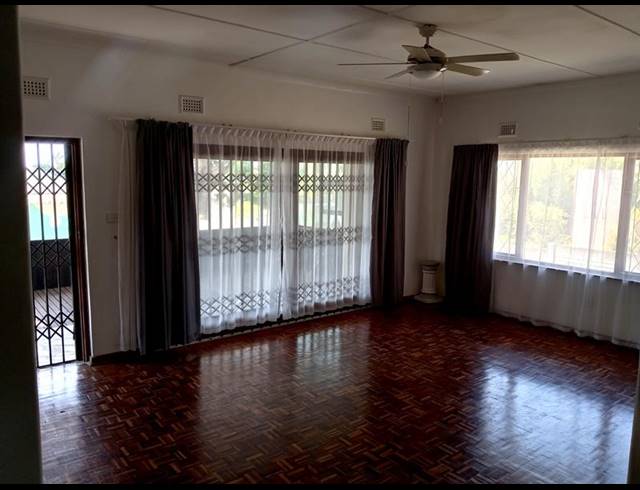 5 BEDROOM HOUSE FOR SALE IN SCOTTBURGH SOUTH